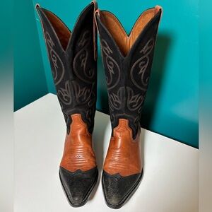 Nine West Tan and Black Western Cowgirl Cowboy Boots